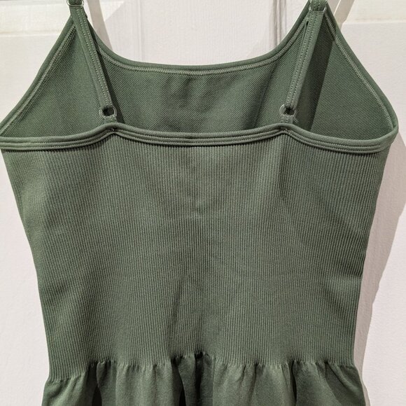 New - FLARE JUMPSUIT SPAGHETTI STRAPS SCOOP NECK - Picture 3 of 6